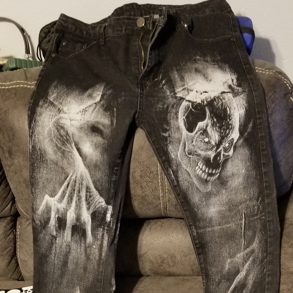 skull jeans
